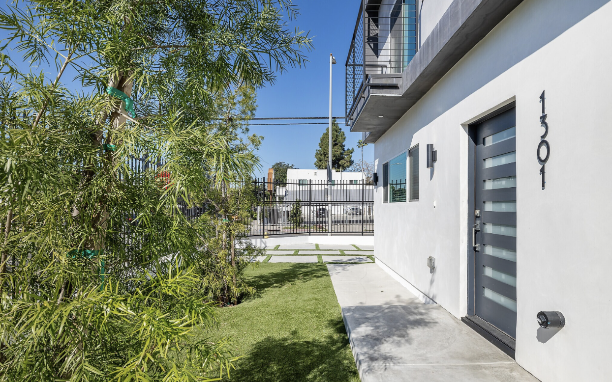 Property thumbnail image